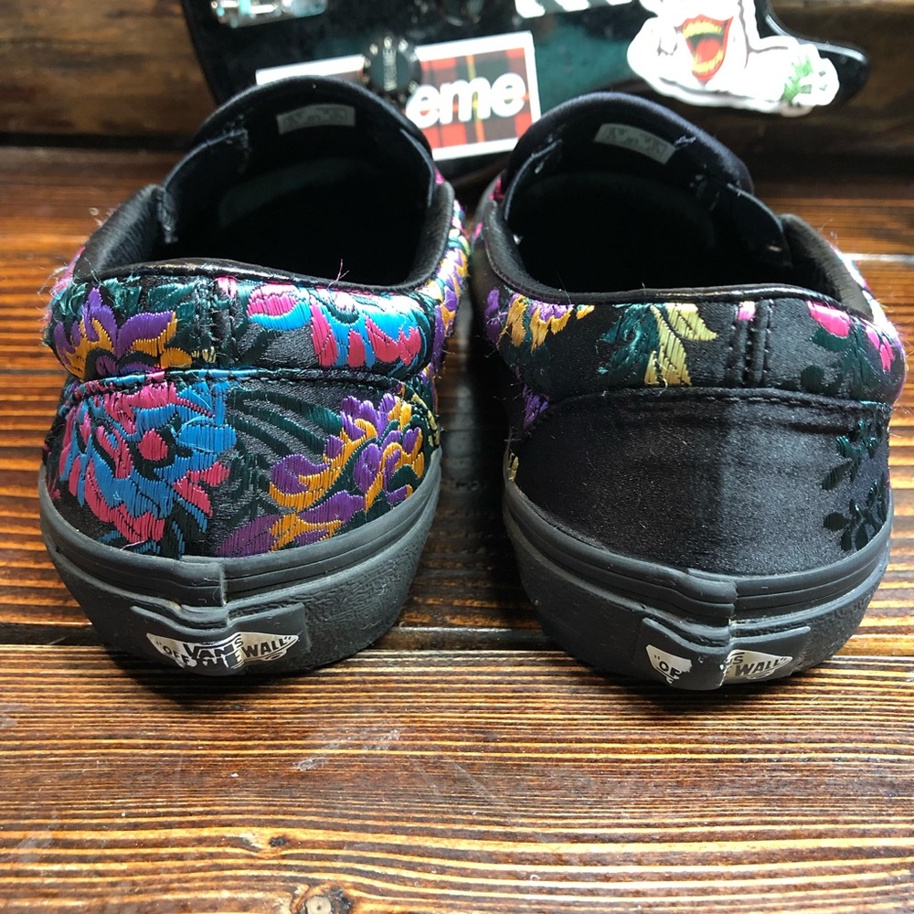 Vans Black Sneakers Classic Style - Picture 10 of 13